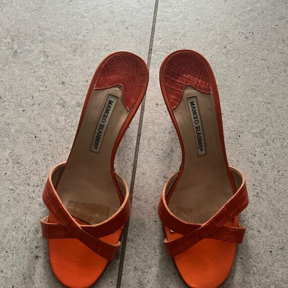 Manolo Blahnik Shoes - Manolo Blahnik CALLAMU orang ALLIGATOR CROCODILE mule